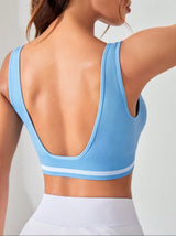 Seamless Yoga Sports Bra — Moisture-Wicking Open Back