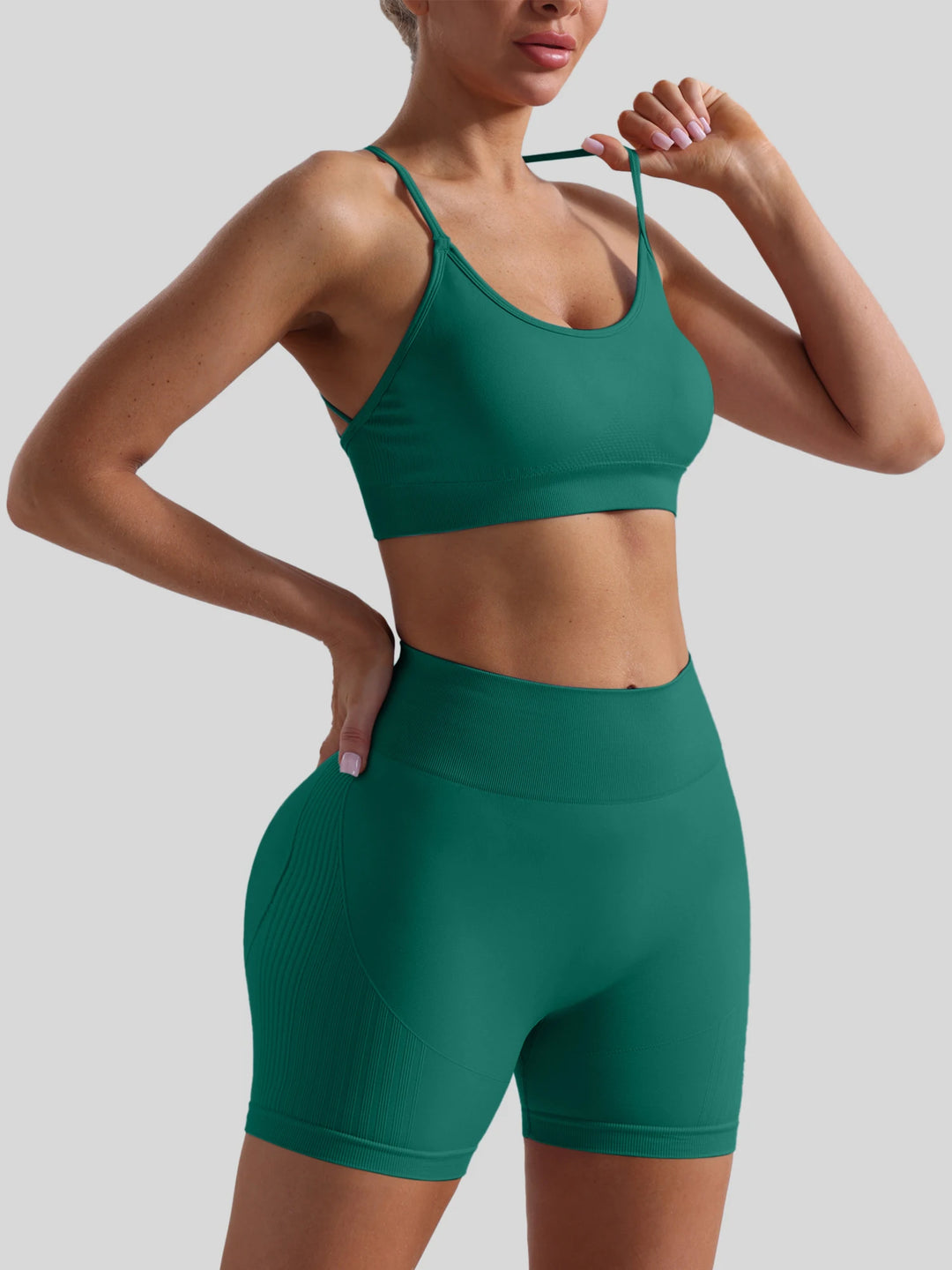 Women Seamless Breathable Yoga Wear Two-Piece Set Solid Shoulder Strap Sports Bra High-Waisted Shorts Set