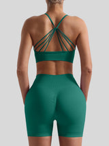 Seamless Yoga Set — Sports Bra & High-Waisted Shorts